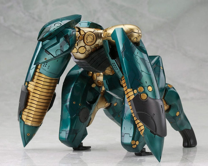 Metal Gear Solid 4 Guns of the Patriots Metal Gear Ray 1/100 Scale Plastic Model Kit
