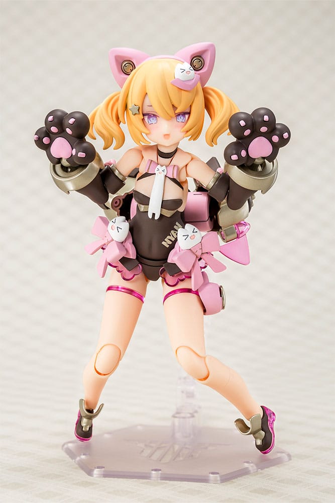Megami Device Puni Mofu Kuro Mao Plastic Model Kit Fourteen Centimeter