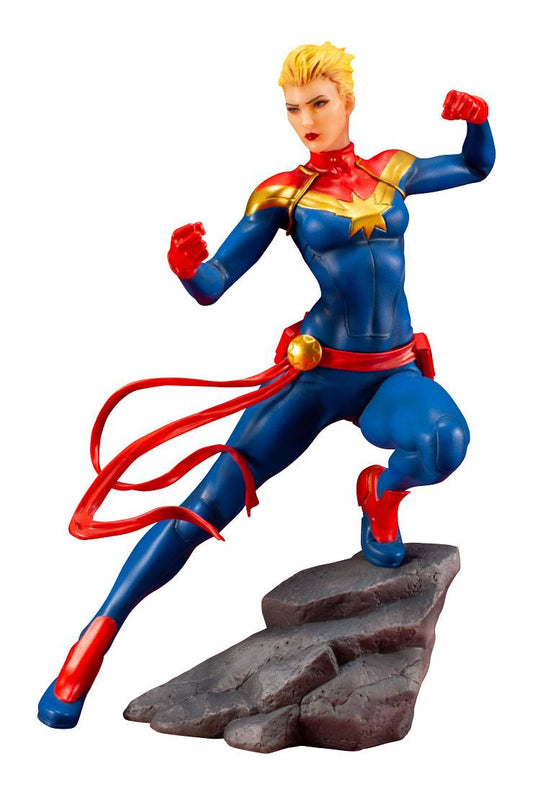 Avengers Captain Marvel Artfx+ Statue (Marvel Comic Series)