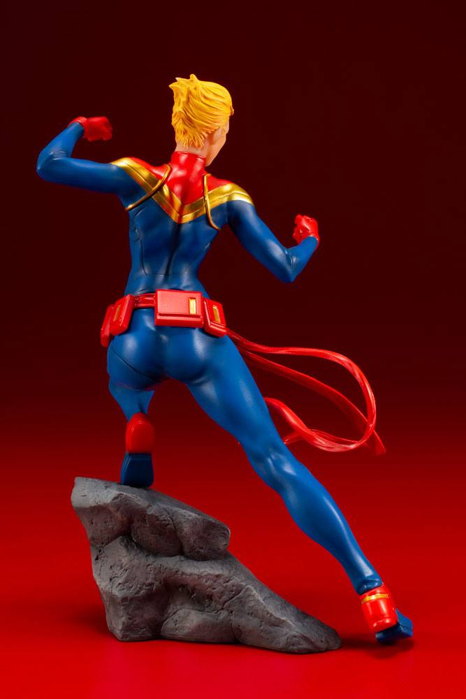 Avengers Captain Marvel Artfx+ Statue (Marvel Comic Series)
