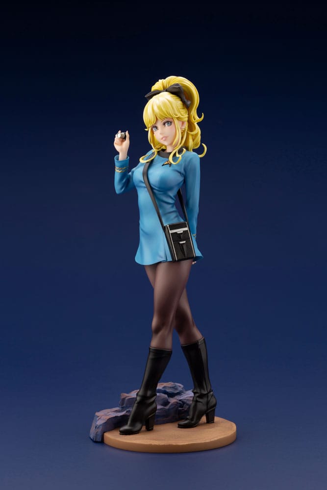 Star Trek Medical Officer Limited Edition Bishoujo PVC Statue 1 7 23 cm