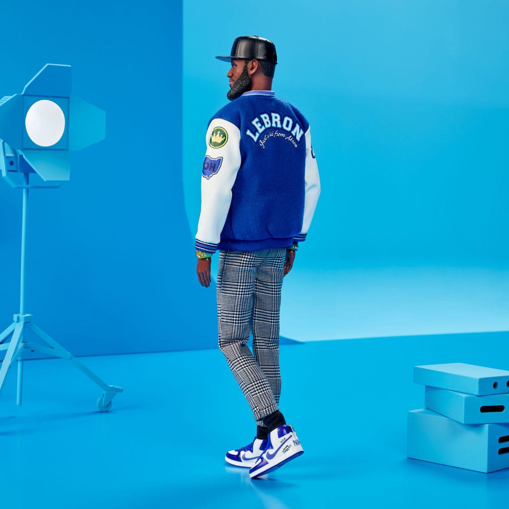 Barbie Signature Fashion Doll Kenbassador LeBron James