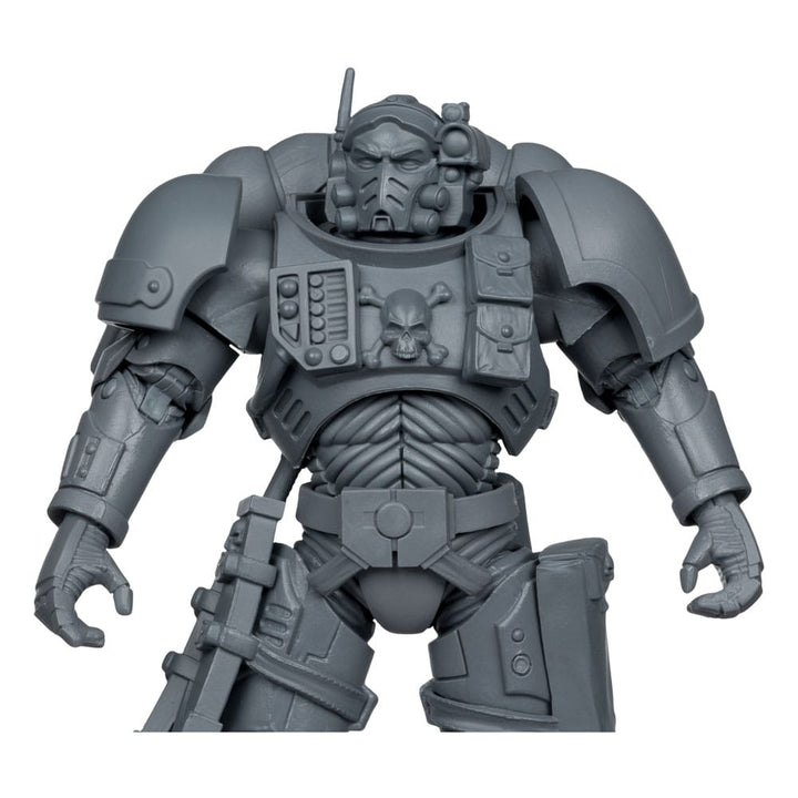 Warhammer 40,000 Ultramarines Lieutenant in Phobos Armor 7" Scale Action Figure