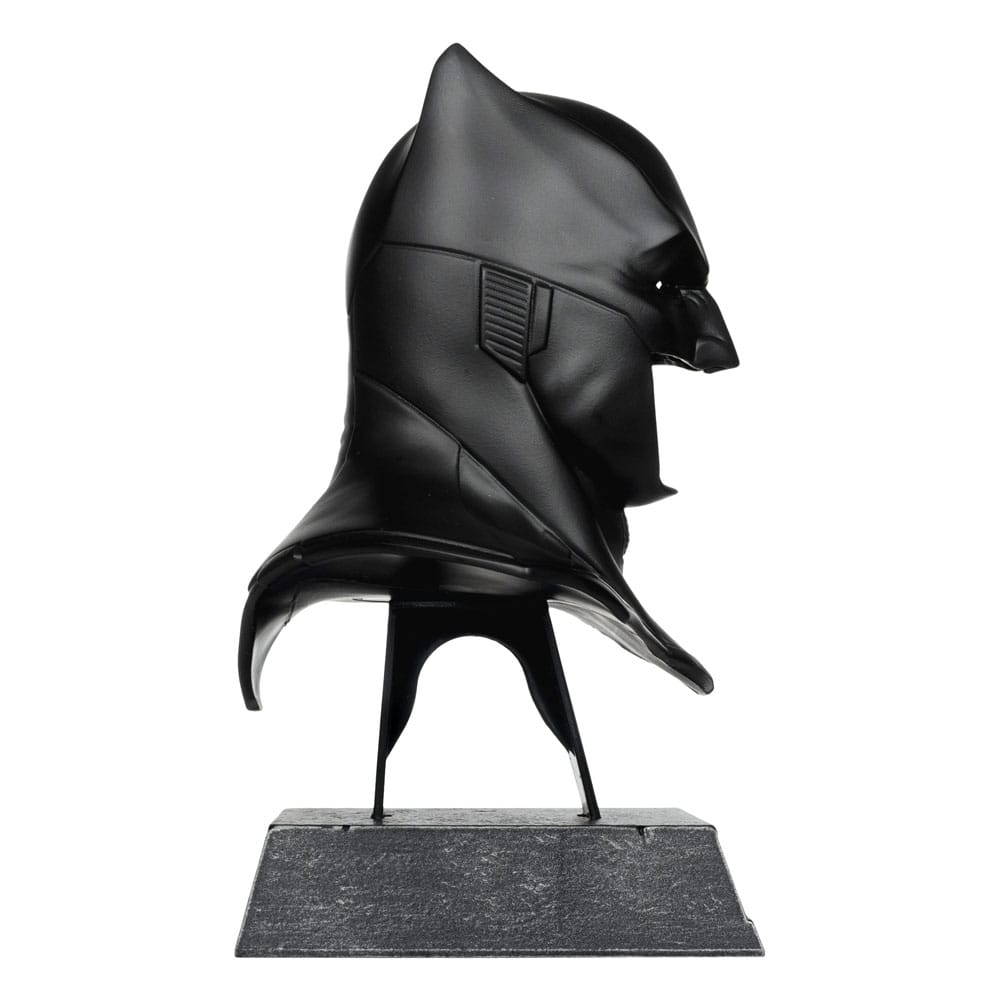 Justice League Batman Cowl 1/3 Scale Replica