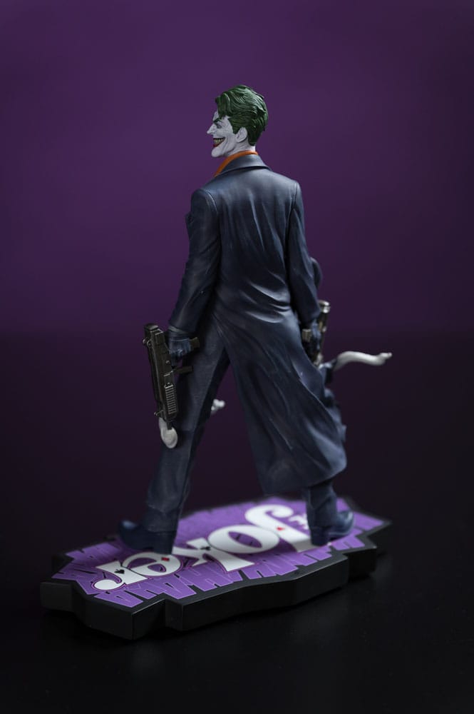 The Joker: Year of the Villain Purple Craze The Joker 1/10 Scale Limited Edition Statue (Gabriele Dell'Otto)