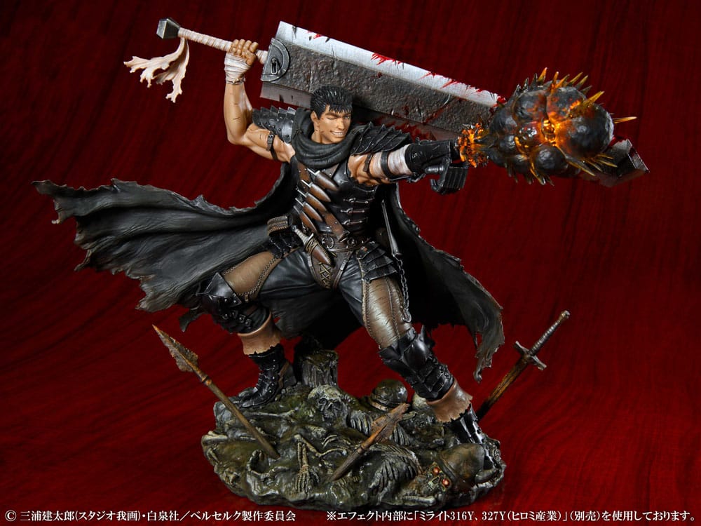 Berserk Guts Black Swordsman PVC Statue 1 7 26 cm