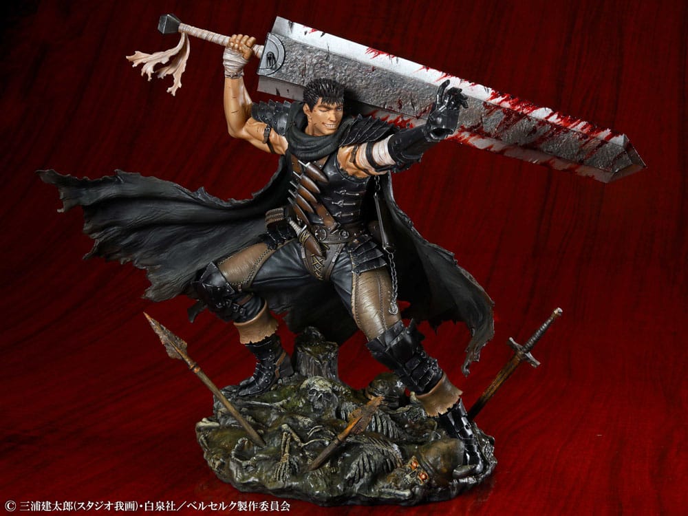 Berserk Guts Black Swordsman PVC Statue 1 7 26 cm