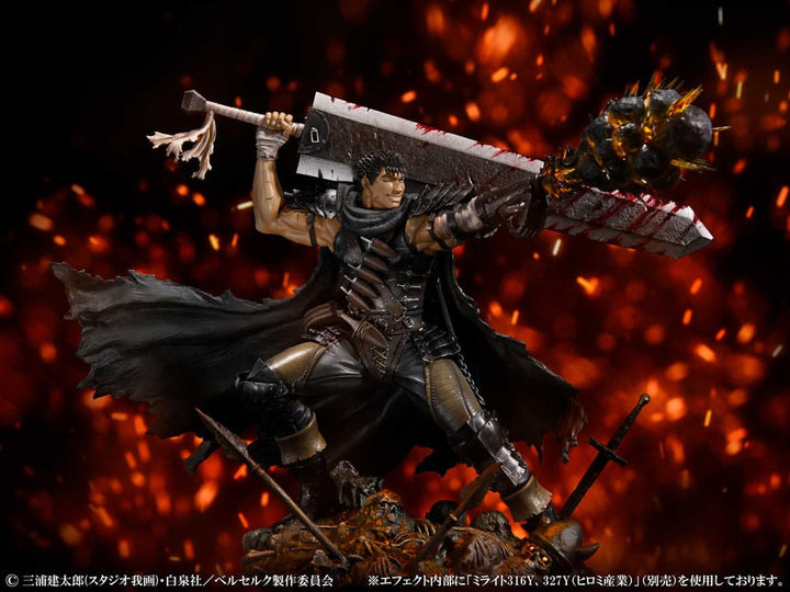 Berserk Guts Black Swordsman PVC Statue 1 7 26 cm