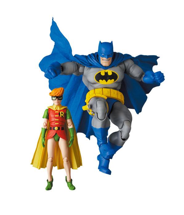 The Dark Knight Returns Batman Blue Version and Robin MAFEX 11 to 16 cm POP! Vinyl Figure