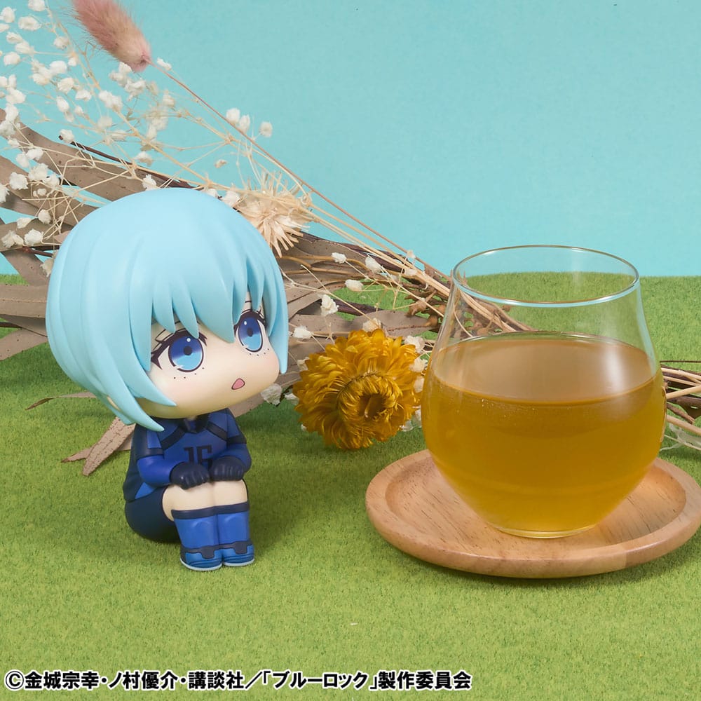 Blue Lock Yo Hiori Look Up PVC Statue 11CM