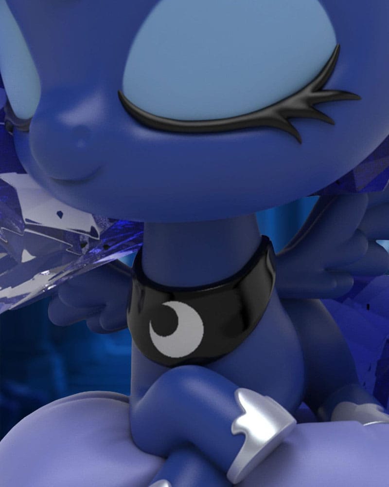 Hasbro Princess Luna My Little Pony Memories Edition 15 cm Vinyl Figure