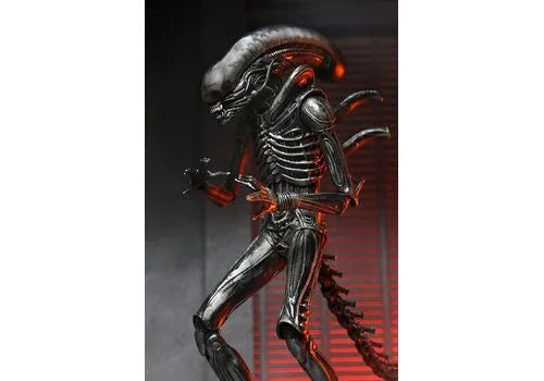Alien: Romulus Xenomorph XX121 Ultimate 12" Scale Action Figure
