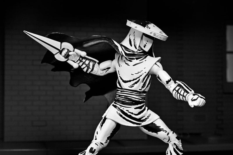 TMNT: (Mirage Comics) Elite Foot Ninja Guard Black & White 7 Scale Action Figure Teenage Mutant Ninja Turtles (Pr, side angle