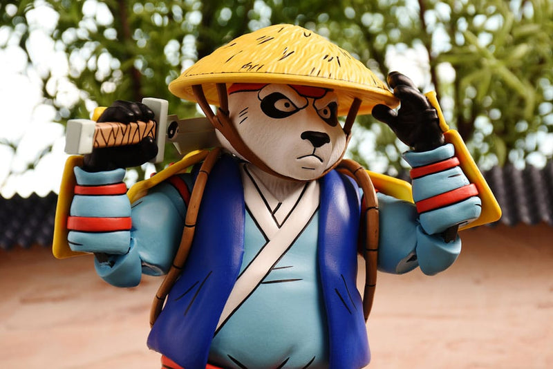 TMNT (Cartoon): Panda Khan Ultimate 7 Teenage Mutant Ninja Turtles Scale Action Figure, rear view