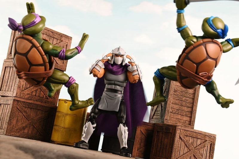 TMNT Cartoon: Shredder (Classic Colours) Ultimate 7 Teenage Mutant Ninja Turtles Scale Action Figure (Pre-Order S, side angle