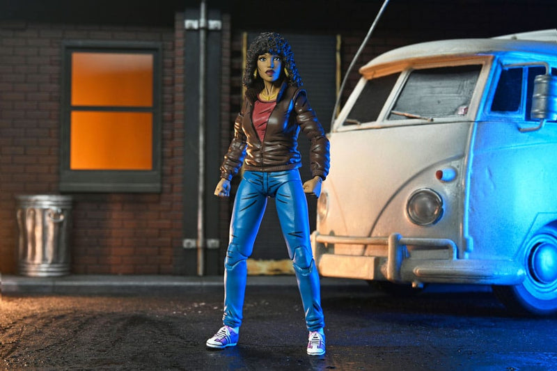 TMNT: (Mirage Comics) April O'Niell 7 Scale Action Figure Teenage Mutant Ninja Turtles (Pre-Order September 2025), in display