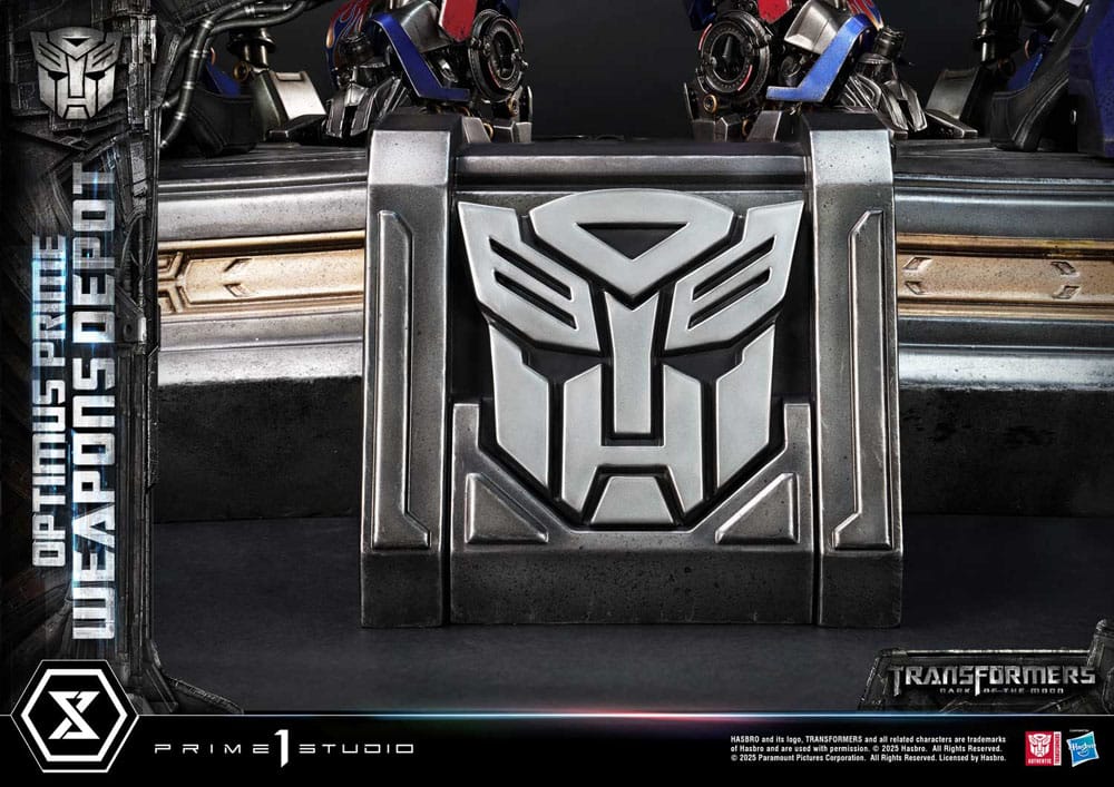 Transformers Dark of the Moon Optimus Prime Masterline Statue 127 cm