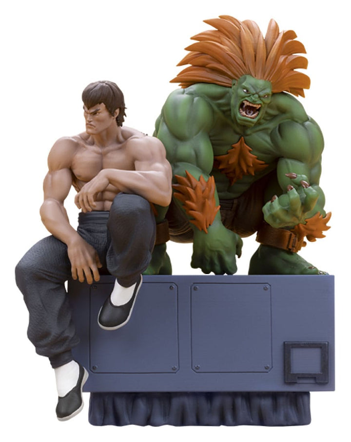 Street Fighter Blanka and Fei Long Street Fighter PVC Statues 1 to 10 Scale 21 cm