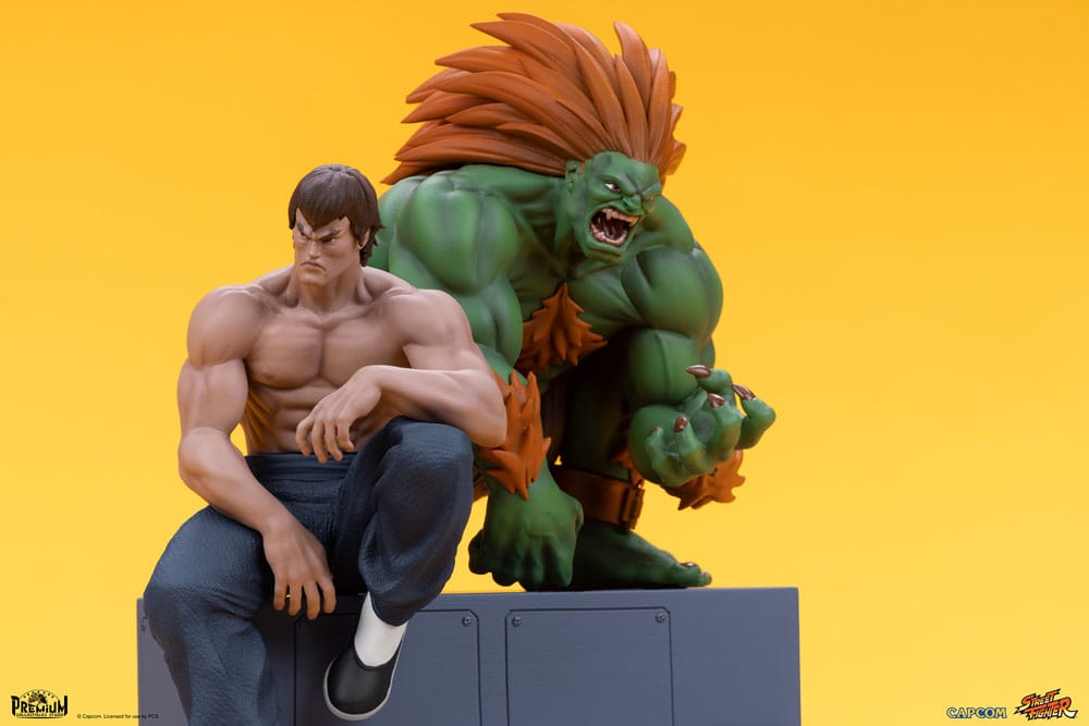 Street Fighter Blanka and Fei Long Street Fighter PVC Statues 1 to 10 Scale 21 cm