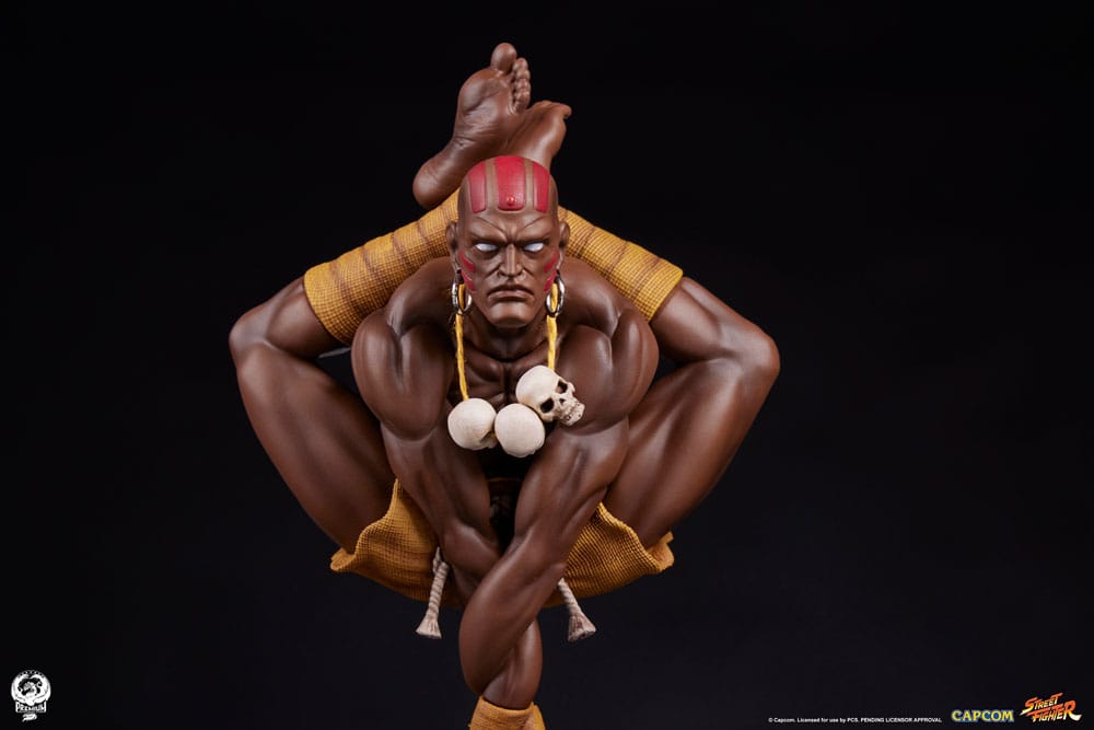 Street Fighter Akuma and Dhalsim PVC Statues 1/10 Scale 21 cm