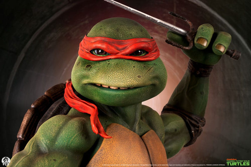 Teenage Mutant Ninja Turtles Statue 1/2 Raphael 86 cm, side angle