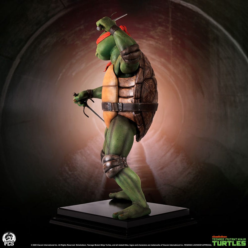 Teenage Mutant Ninja Turtles Statue 1/2 Raphael 86 cm, in display
