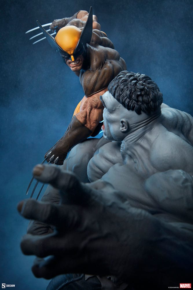 Sideshow Marvel Grey Hulk vs. Wolverine Maquette