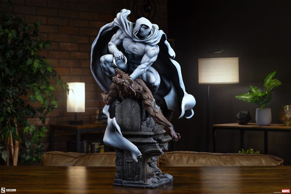 Marvel Moon Knight Premium Format Statue 60 cm