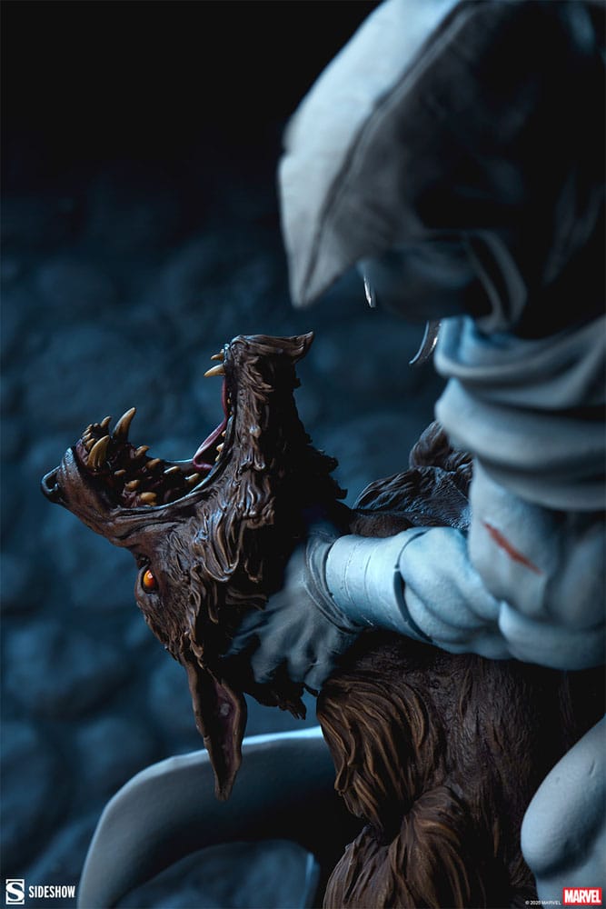 Marvel Moon Knight Premium Format Statue 60 cm