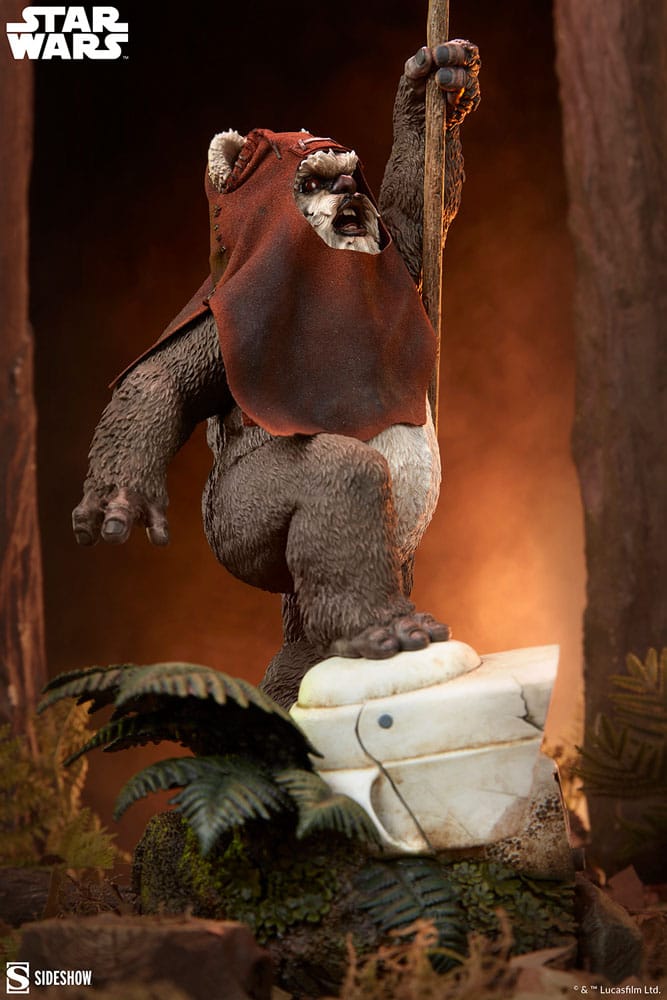 Sideshow Star Wars: Return of the Jedi Premium Format Wicket Statue