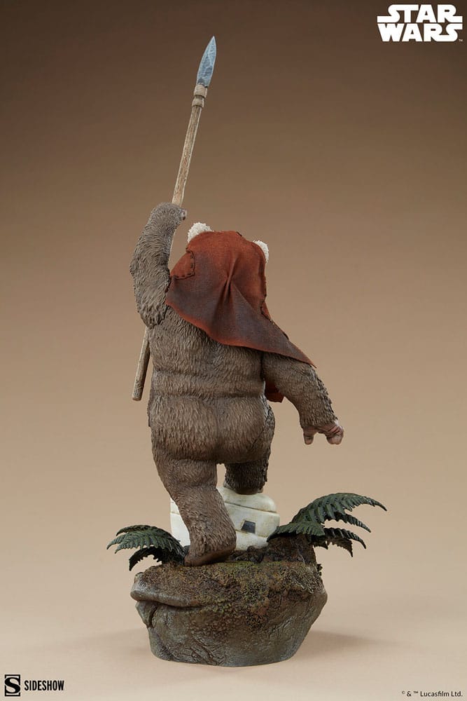 Sideshow Star Wars: Return of the Jedi Premium Format Wicket Statue