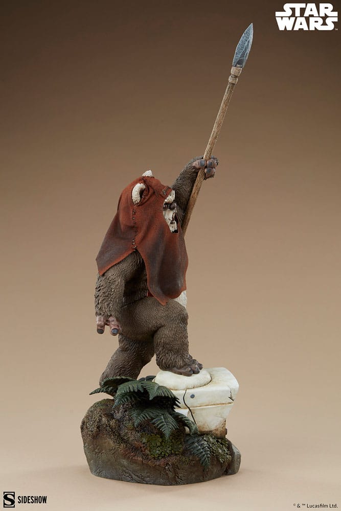 Sideshow Star Wars: Return of the Jedi Premium Format Wicket Statue