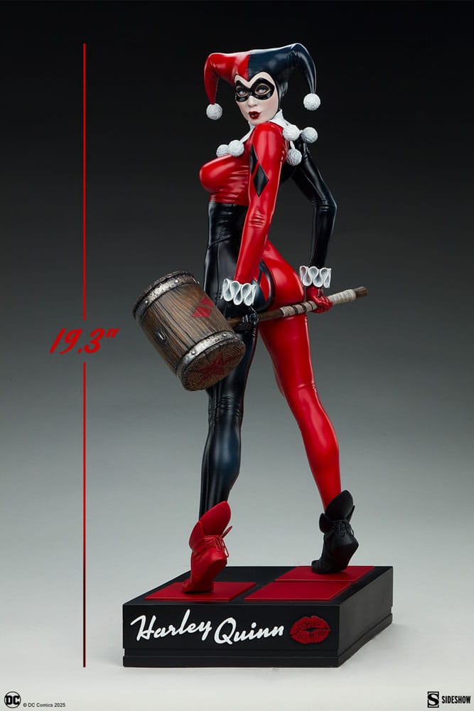 Sideshow DC Comics Premium Format Harley Quinn (Comic Variant) Statue