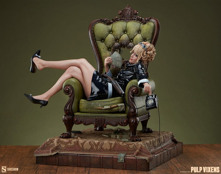 Sideshow Pulp Vixens: Killer Return Premium Format Statue