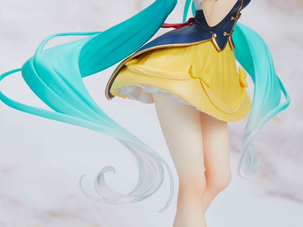 Vocaloid Hatsune Miku (Snow White) Wonderland 7" Figure