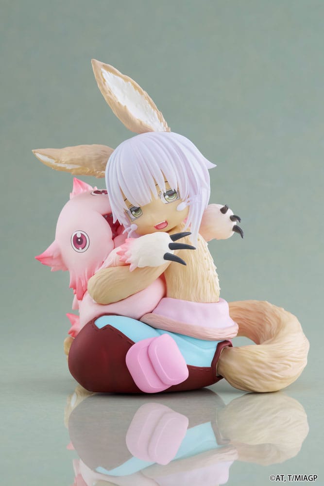 Made in Abyss Nanachi and Mitty The Golden City of the Scorching Sun Desktop Cute PVC Statue Reissue 13 cm