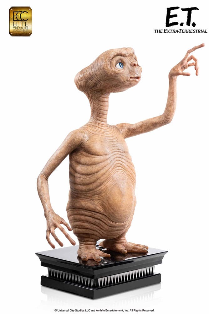 E.T. The Extra-Terrestrial Life-Size Statue E.T
