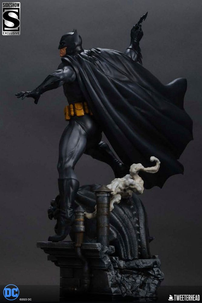 DC Comics Batman (Black and Gray) 1/4 Scale Limited Edition Maquette