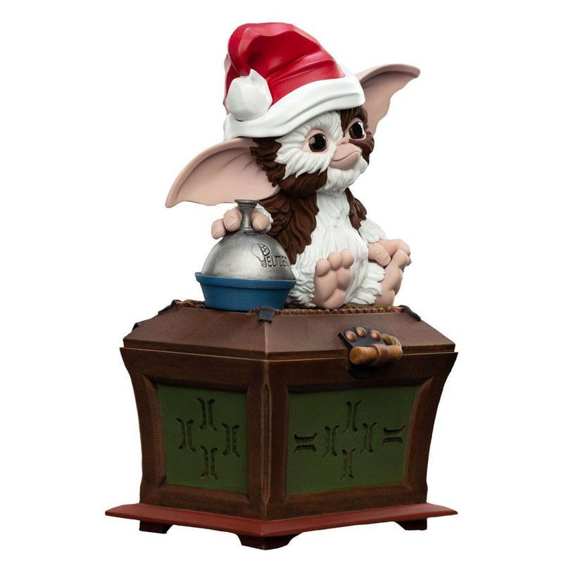 Weta Workshop Gremlins Gizmo with Santa Hat Mini Epics Limited Edition Vinyl Figure, close-up detail