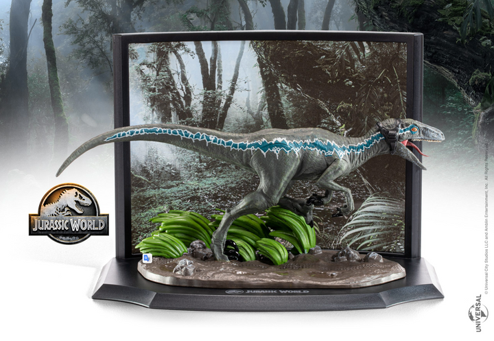 Jurassic Park Toyllectible Treasure Statue Blue Raptor Recon