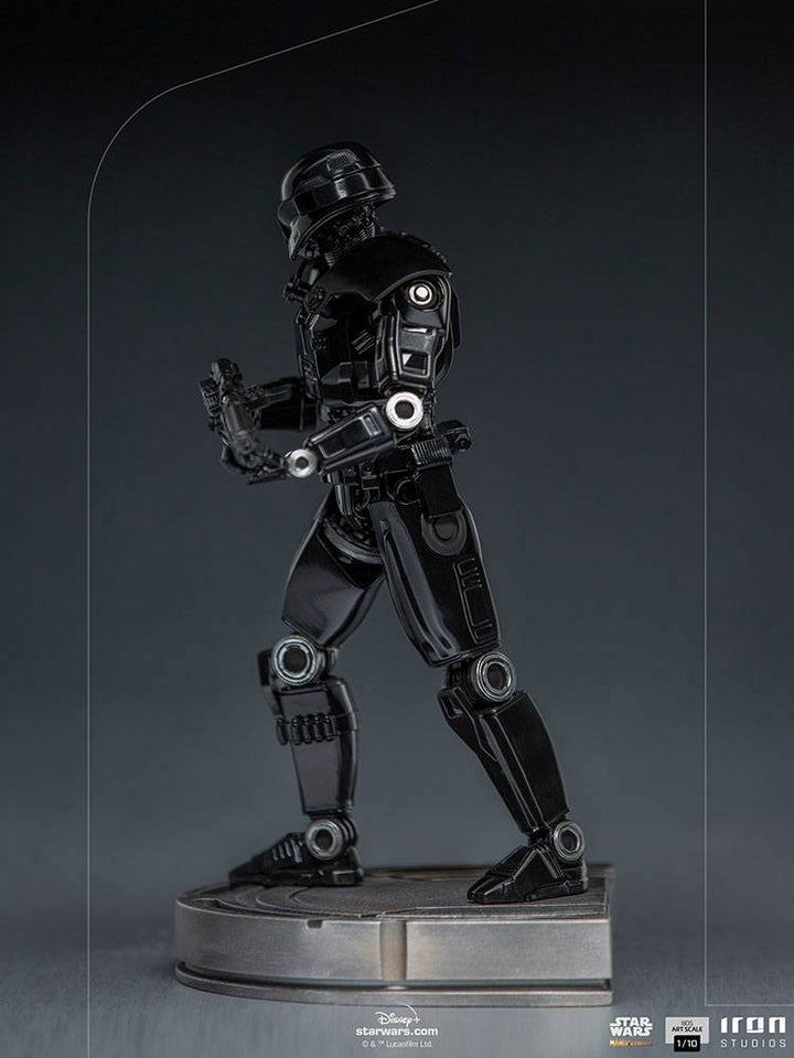 Iron Studios Star Wars The Mandalorian BDS 1/10 Art Scale Statue Dark Trooper
