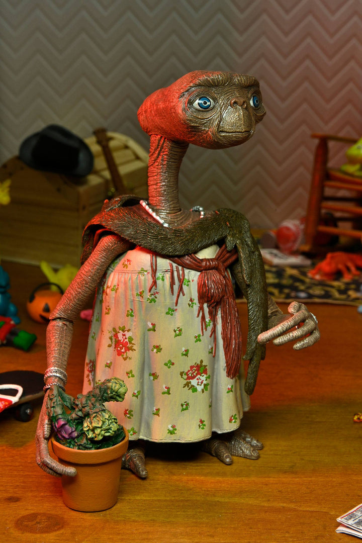 NECA E.T. The Extra-Terrestrial 40th Anniversary Ultimate Dress Up E.T. 7" Scale Action Figure