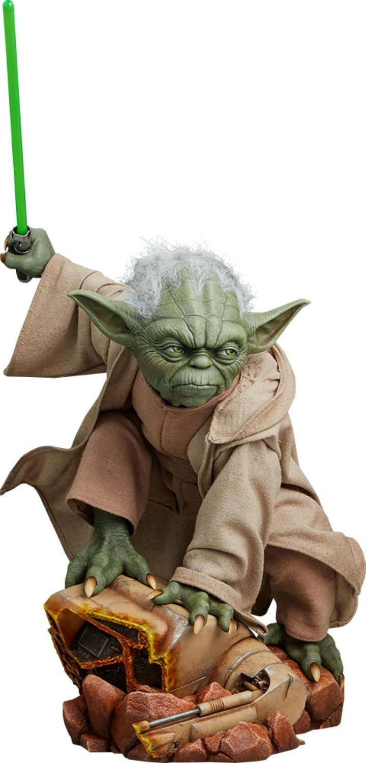 Sideshow Collectibles Star Wars Legendary Scale Yoda (Attack of the Clones)