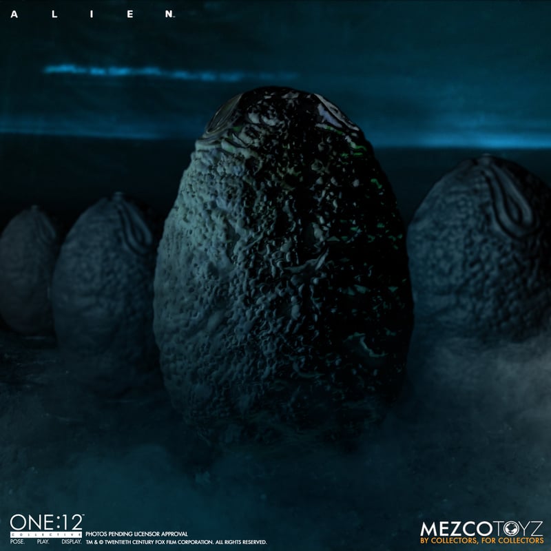 Mezco Alien One:12 Collective Alien Action Figure