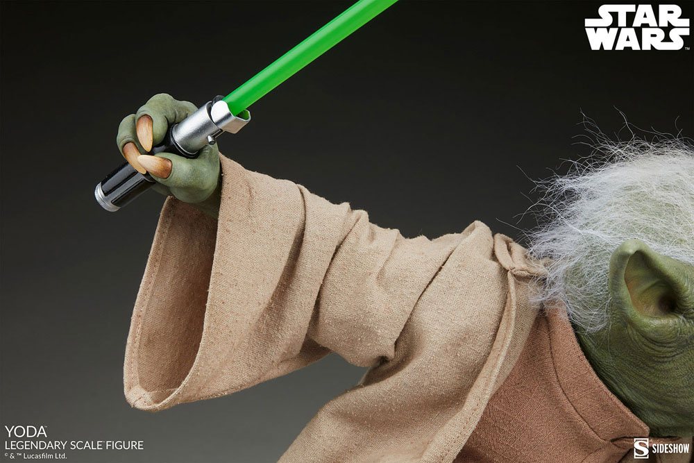 Sideshow Collectibles Star Wars Legendary Scale Yoda (Attack of the Clones)